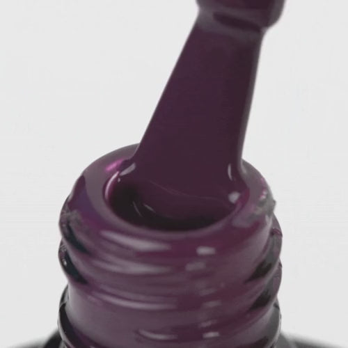 Ocho Nails esmalte semipermanente 411 violet